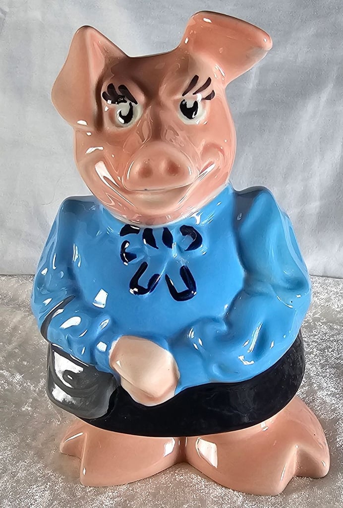 Complete set of original 5 Natwest Pigs