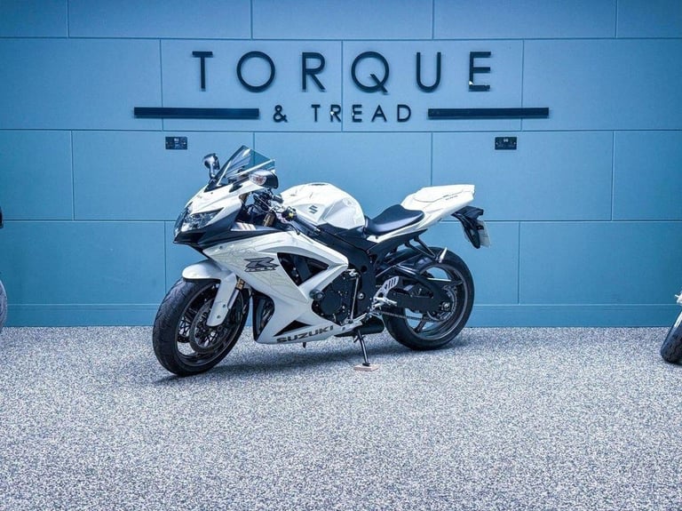 2009 09 SUZUKI GSX-R600 TRIBAL LTD EDITION 599CC - LOW MILES - JUST 2 OWNERS