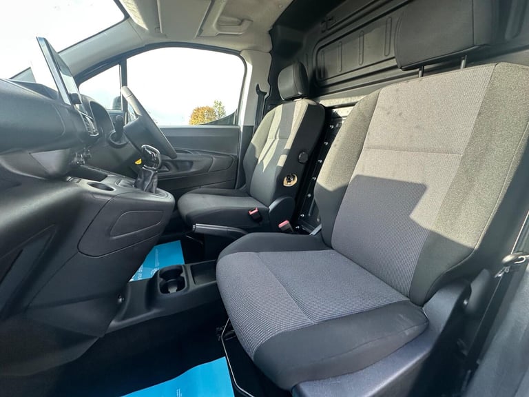 2020 Vauxhall Combo 1.6 Turbo D 2300 Sportive L1 H1 Euro 6 (s/s) 4dr PANEL VAN Diesel Manual