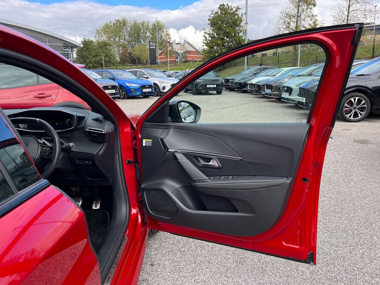 2022 Peugeot 208 1.2 PureTech 130 GT 5dr EAT8 HATCHBACK PETROL Automatic