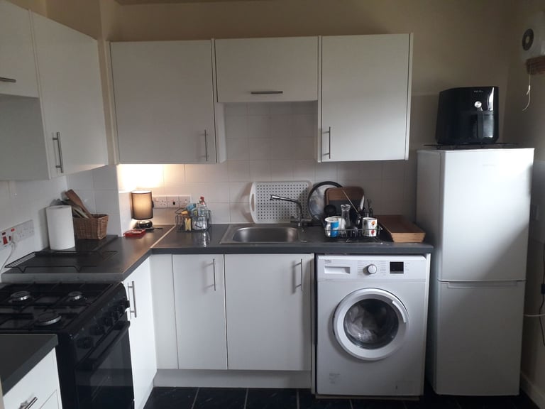 1 bedroom flat to swap within Edinburgh and Lothians