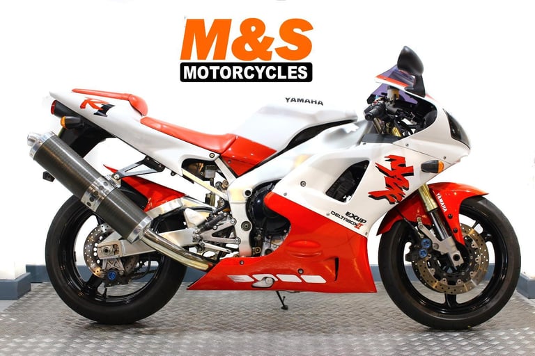 Yamaha YZF-R1