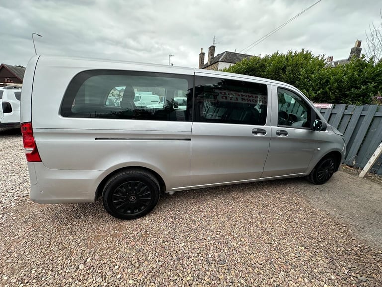 ULEZ COMPLIANT MERCEDES-BENZ VITO AUTOMETIC 9 SEATER