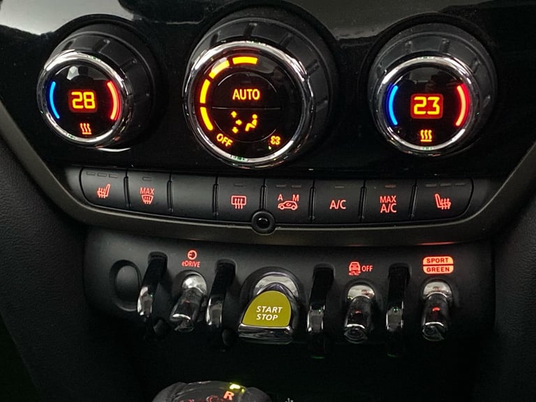 2021 MINI Countryman 1.5 Cooper S E Classic ALL4 PHEV 5dr Auto HATCHBACK PETROL/ELECTRIC Automatic
