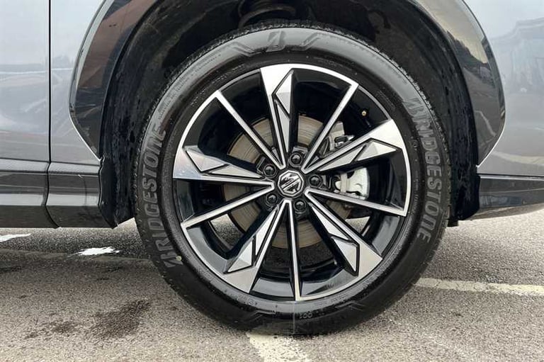 2025 MG MG HS 1.5 T-GDI Trophy 5dr DCT ESTATE PETROL Automatic