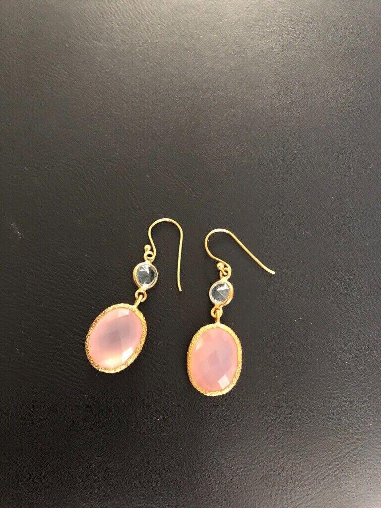 Elegant pink and blue golden earrings