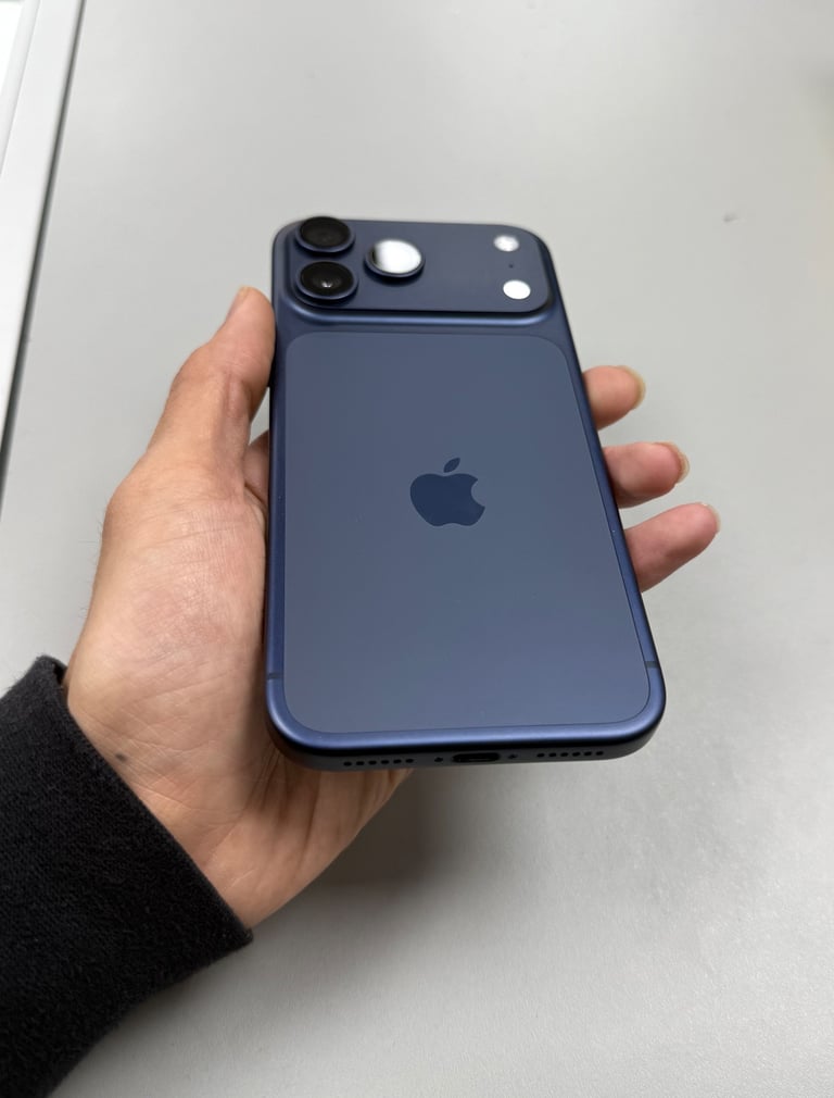 iPhone 17 pro max 256GB , 100% battery health , Apple warranty till 23 September 2026