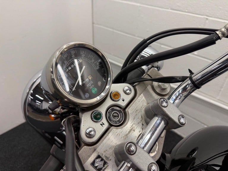 Suzuki GZ125 ** Lovely Condition - Low Miles- Warranty **