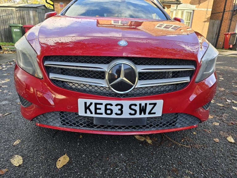 MERCEDEZ BENZ A-CLASS 180 1.6 PETROL AUTOMATIC 