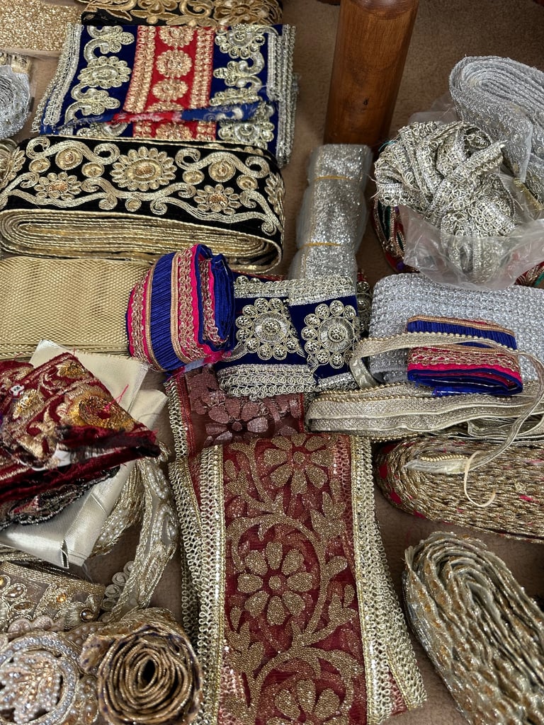 Laces & borders for dresses 