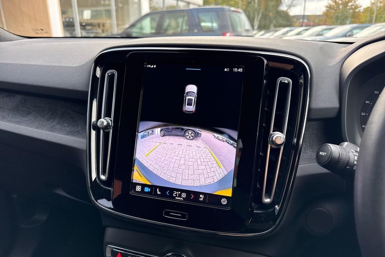 2022 Volvo XC40 Recharge 69kWh Plus SUV 5dr Electric Auto (231 ps) ESTATE Electric Automatic