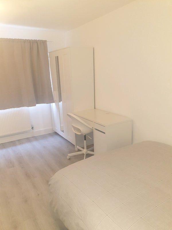 Large Ensuite room with kitchenette