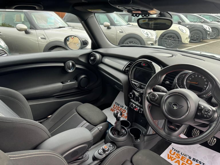 2019 MINI Hatch 1.5 Cooper Sport Hatchback 3dr Petrol Manual Euro 6 (s/s) (136 ps) HATCHBACK Petr...