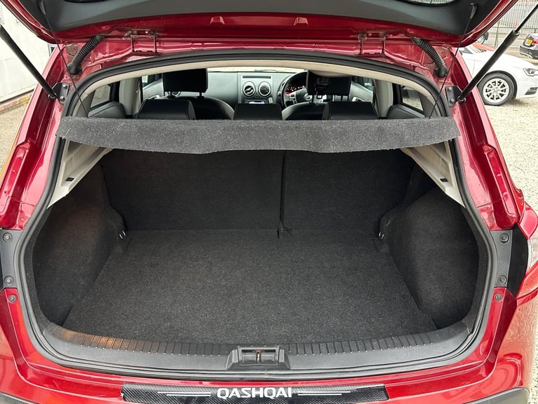 2011 Nissan Qashqai 1.5 dCi Tekna 2WD Euro 5 5dr HATCHBACK Diesel Manual