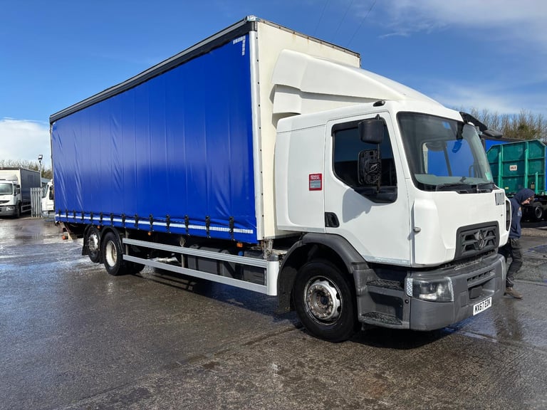 2017 Renault 6x2 Curtainsider Rear Lift Sleeper ca Other