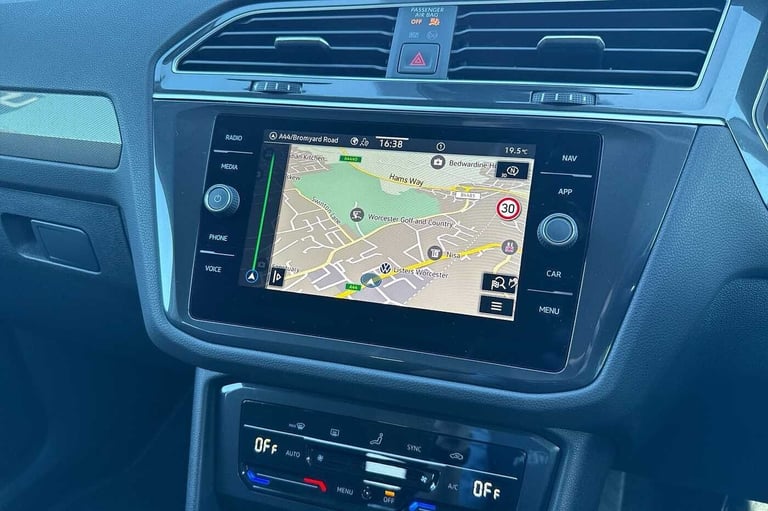 2025 Volkswagen Tiguan 1.5 TSI Life 5dr DSG SUV Petrol Automatic