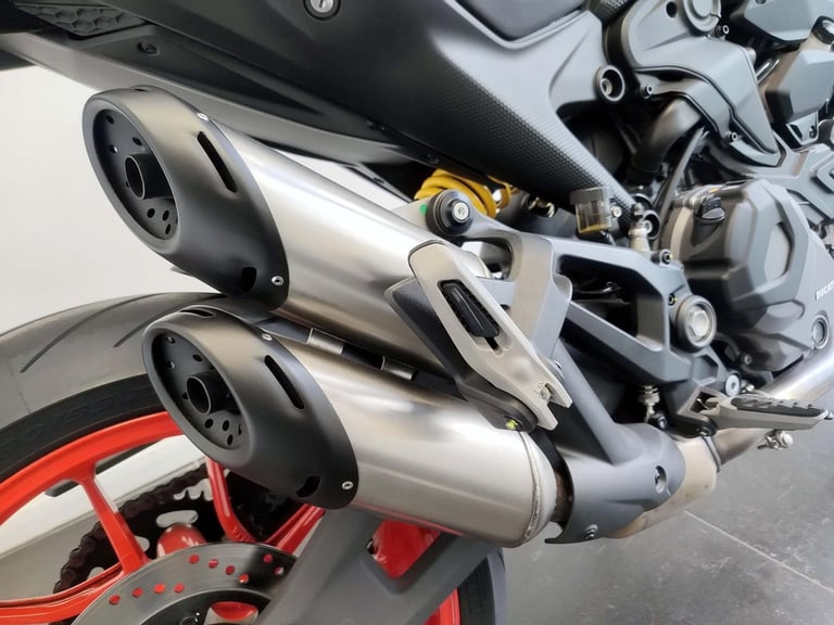 2023 Ducati Monster 937 Aviator Grey 583 Miles 1 Owner | £124 Dep & £124 pcm