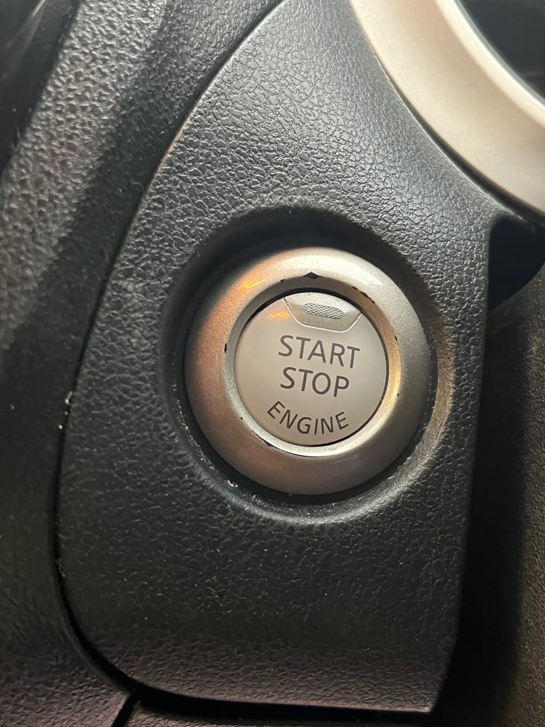 2017 Nissan Juke 1.5 dCi N-Connecta 5dr*12 MONTHS MOT*EURO 6*SAT NAV*REVERSE CAMERA* HATCHBACK Di...