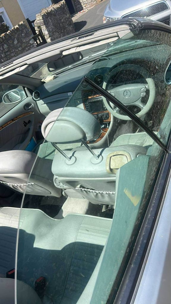 2003 clk 320 with low milage 