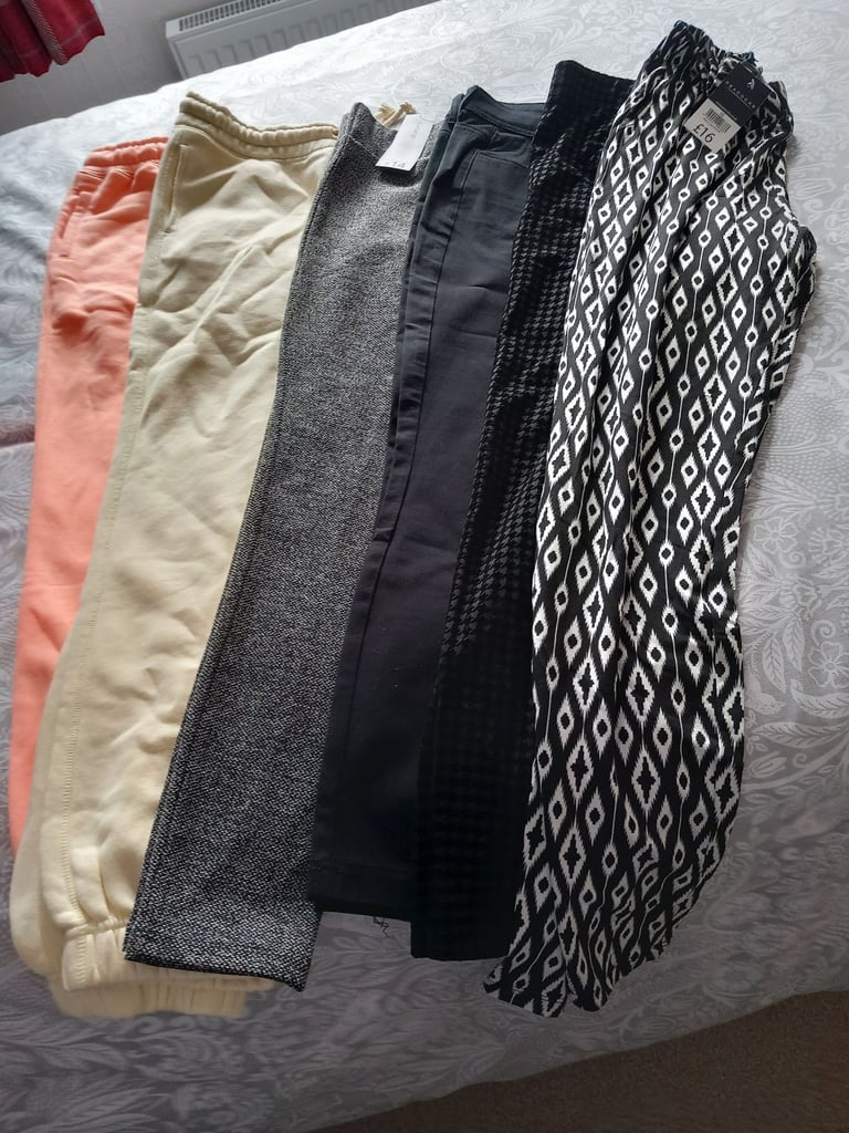 7 pairs trousers