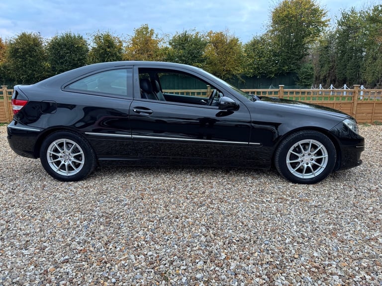 2010 Mercedes-Benz CLC Class CLC 180K SE 3dr Auto COUPE Petrol Automatic