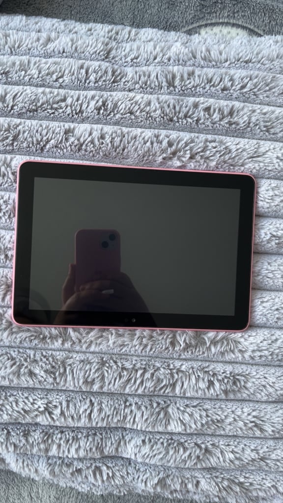 Amazon Fire HD 8 8 Inch 32GB Wi-Fi Tablet - Pink
