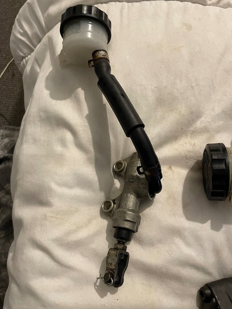 Brake callipers 
