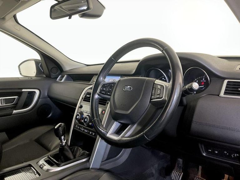 2016 Land Rover Discovery Sport 2.0 TD4 SE Tech 4WD Euro 6 (s/s) 5dr (5 Seat) Manual SUV Diesel M...