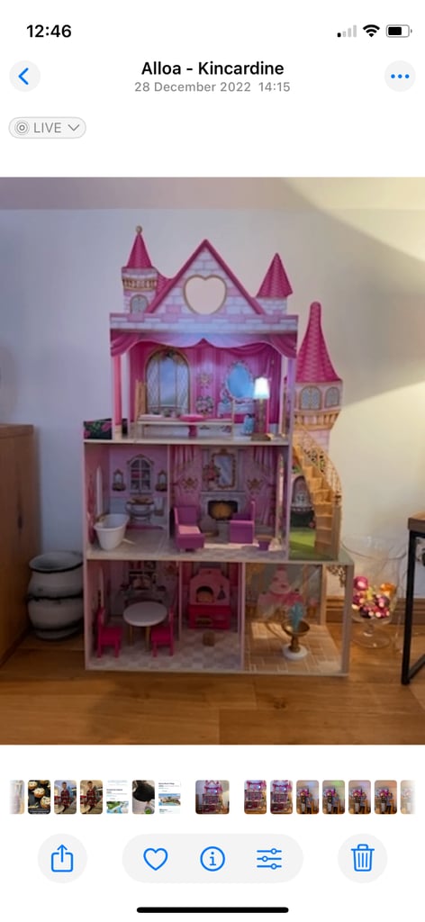 Kidskraft Dolls House 