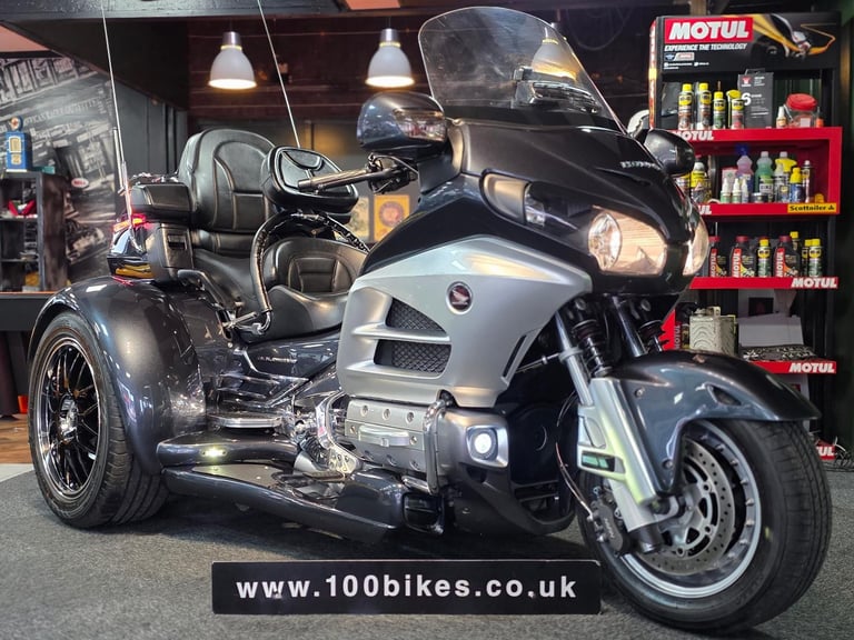 2012 (f/lift) HONDA GL1800 GOLDWING EML MARTINIQUE GT-X TRIKE 21,900 MILE'S 