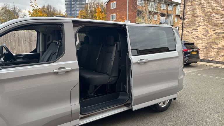 2025 Ford Transit Custom 2.0 EcoBlue 136ps H1 Double Cab Van Limited Auto PANEL VAN DIESEL Automatic