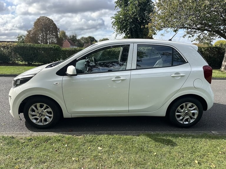  Kia Picanto 2 Hatchback Petrol Manual