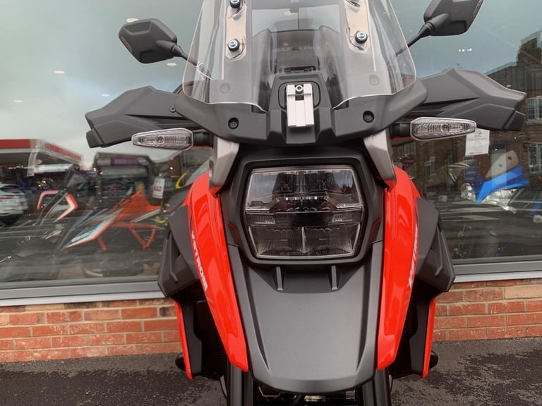 Suzuki DL 1050 V-STROM - 3652 miles - 2 YEAR WARRANTY