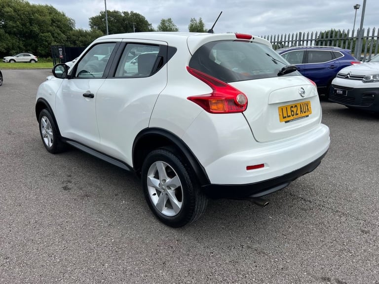 2012 Nissan Juke 1.6 Visia SUV 5dr Petrol Manual Euro 5 (117 ps) HATCHBACK Petrol Manual