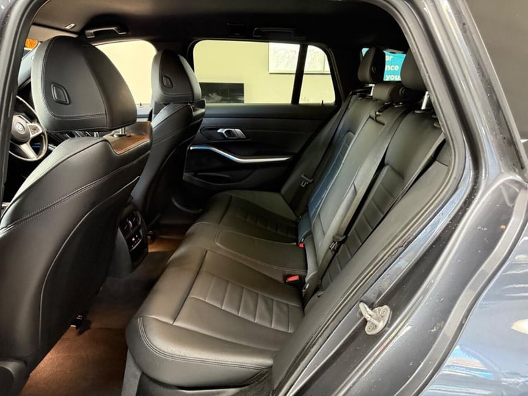 2022 BMW 3 Series 2.0 330e 12kWh M Sport Touring Auto Euro 6 (s/s) 5dr Estate PETROL/ELECTRIC Aut...