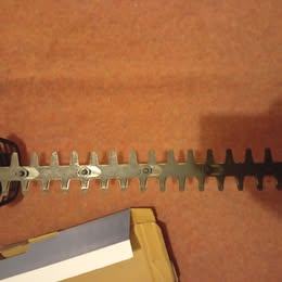 Spear & Jackson S5551EH 51cm Corded Hedge Trimmer.