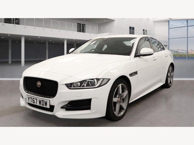 2017 Jaguar XE 2.0i R-Sport Auto Euro 6 (s/s) 4dr SALOON Petrol Automatic