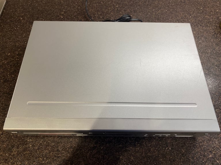AIWA HV-DH10 DVD/VIDEO CASSETTE RECORDER