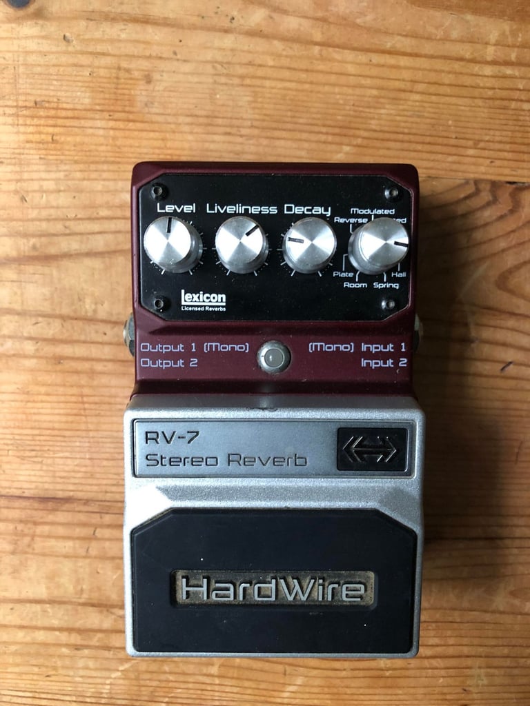 Digitech Hardwire RV-7 Stereo Reverb (Lexicon reverbs!)