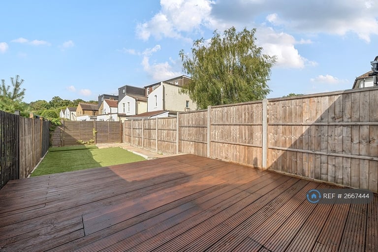 4 bedroom house in Ridley Road, Bromley, BR2 (4 bed) (#2667444)