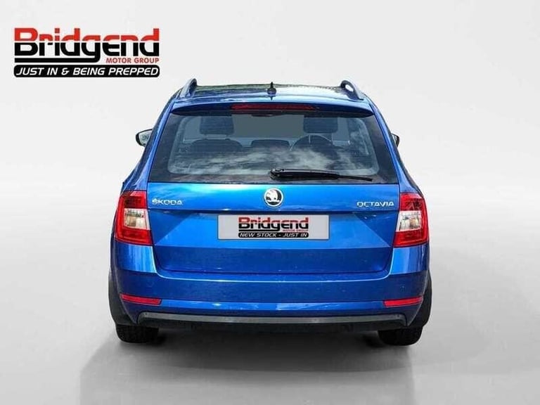 image for 2020 Skoda Octavia 1.0 TSI SE Drive Estate 5dr ESTATE Petrol Manual