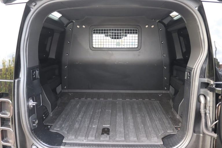 2023 Land Rover Defender 3.0 D250 Hard Top Auto PANEL VAN DIESEL Automatic