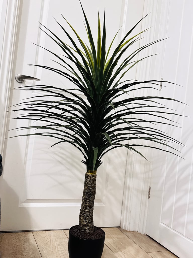 Tree for decoration 