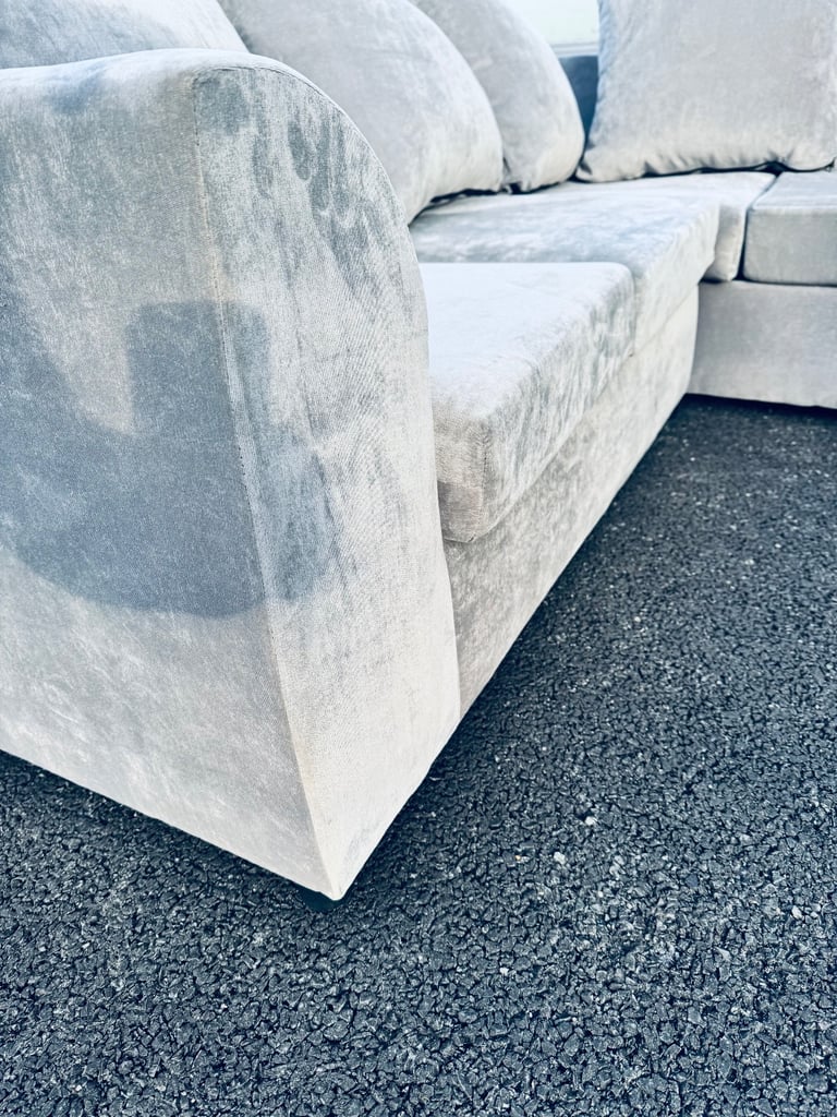 🚚 FREE DELIVERY “Grey Corner Sofa