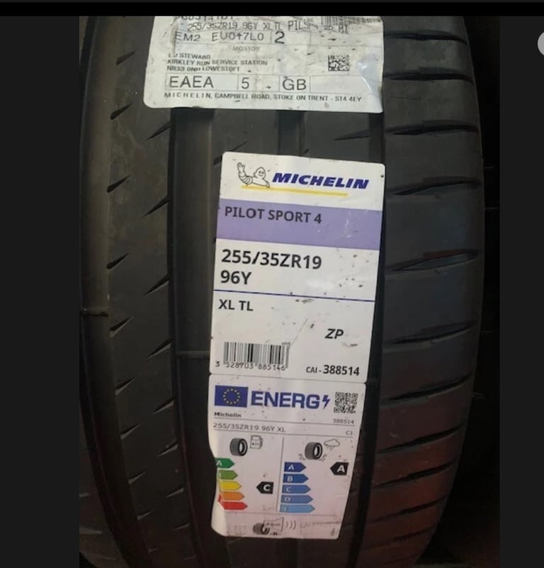 2x MICHELIN PILOT SPORT 4 255/35 ZR19 96Y XL ZP