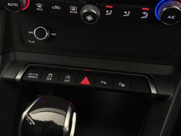 2019 Audi Q3 35 TFSI S Line 5dr S Tronic ESTATE PETROL Automatic