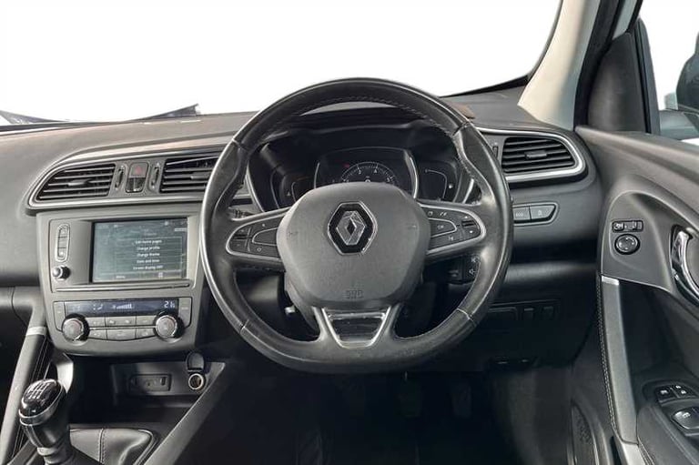2016 Renault Kadjar 1.2 TCE SIGNATURE NAV 5DR Hatchback Petrol Manual