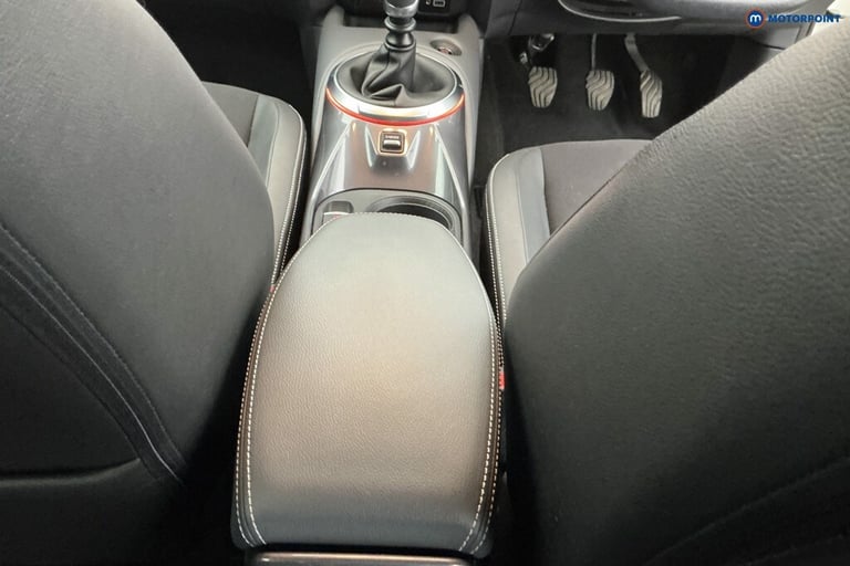 2021 Nissan Juke 1.0 DiG-T 114 Tekna 5dr SUV Petrol Manual