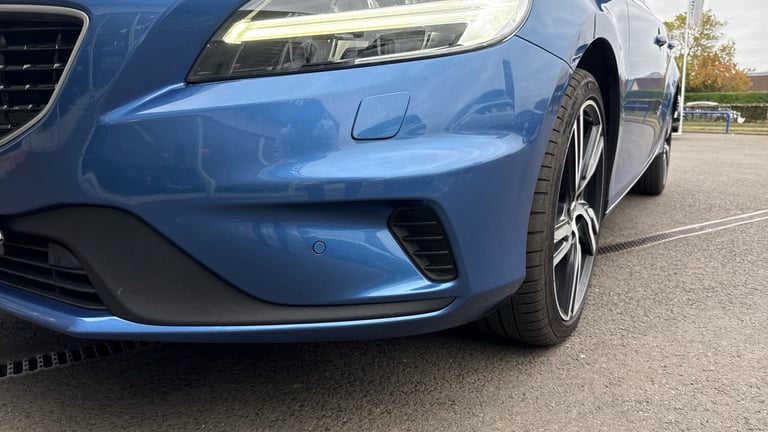2019 Volvo V40 T3 [152] R DESIGN Edition 5dr Geartronic Petrol Hatchback Hatchback Petrol Automatic