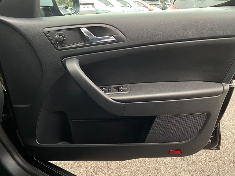 2017 Skoda Yeti 1.2 TSI SE L Drive Outdoor 5dr Petrol DSG Euro 6 (s/s) (110 ps) HATCHBACK Petrol ...